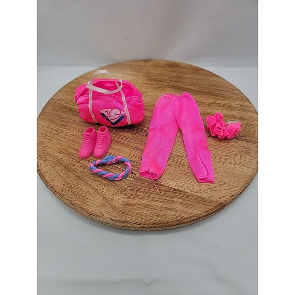 Vintage 1980's All Stars Barbie Duffel Bag With Acessories - Picture 1 of 5
